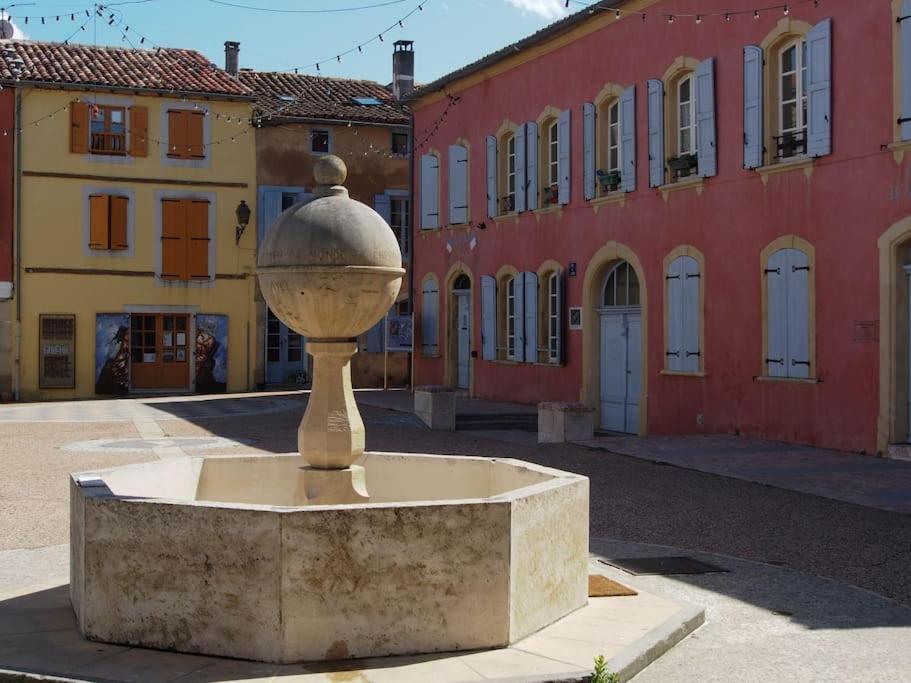Maison Spacieuse Face Aux Pyrenees Carla-Bayle Exteriér fotografie